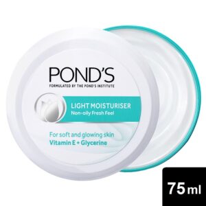 Ponds Light Moisturiser Non-Oily Fresh Feel